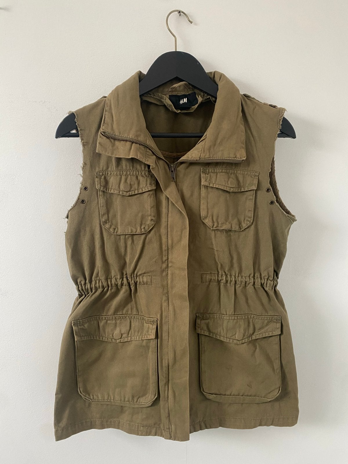 H&M Khaki Mouwloze Utility Jasje Maat 36 (S), Ophalen of Verzenden, Zo goed als nieuw, Maat 36 (S), Groen