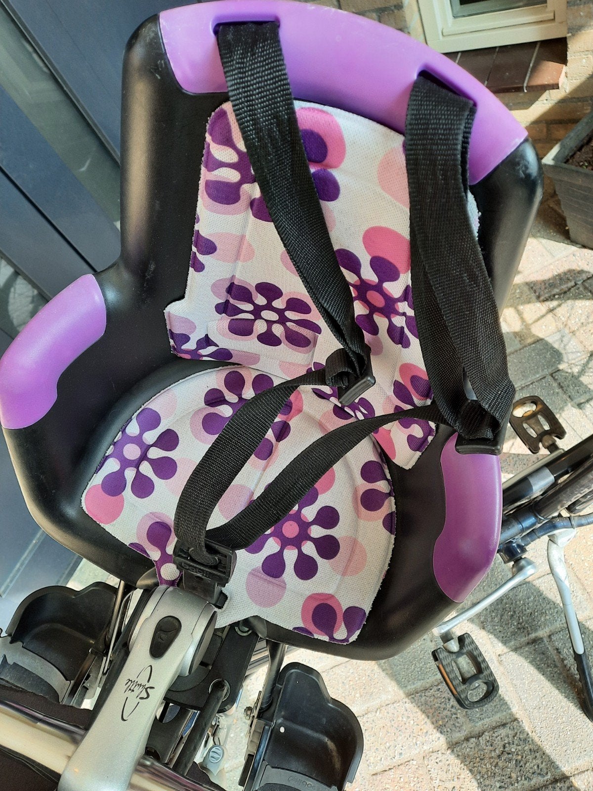 Bobike Fietsstoeltje voor aan het stuur, Fietsen en Brommers, Fietsaccessoires | Fietsstoeltjes, Ophalen, Gebruikt, Bobike voorzitje