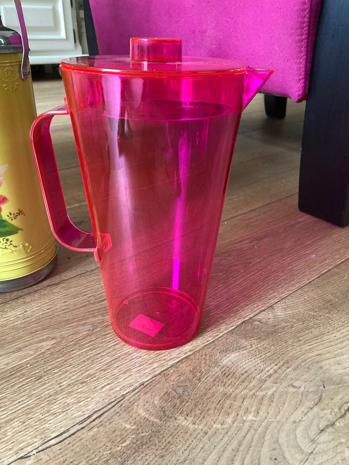 Waterkan roze fuchsia kan schenkkan deksel, Overige typen, Ophalen of Verzenden, Overige stijlen, Glas