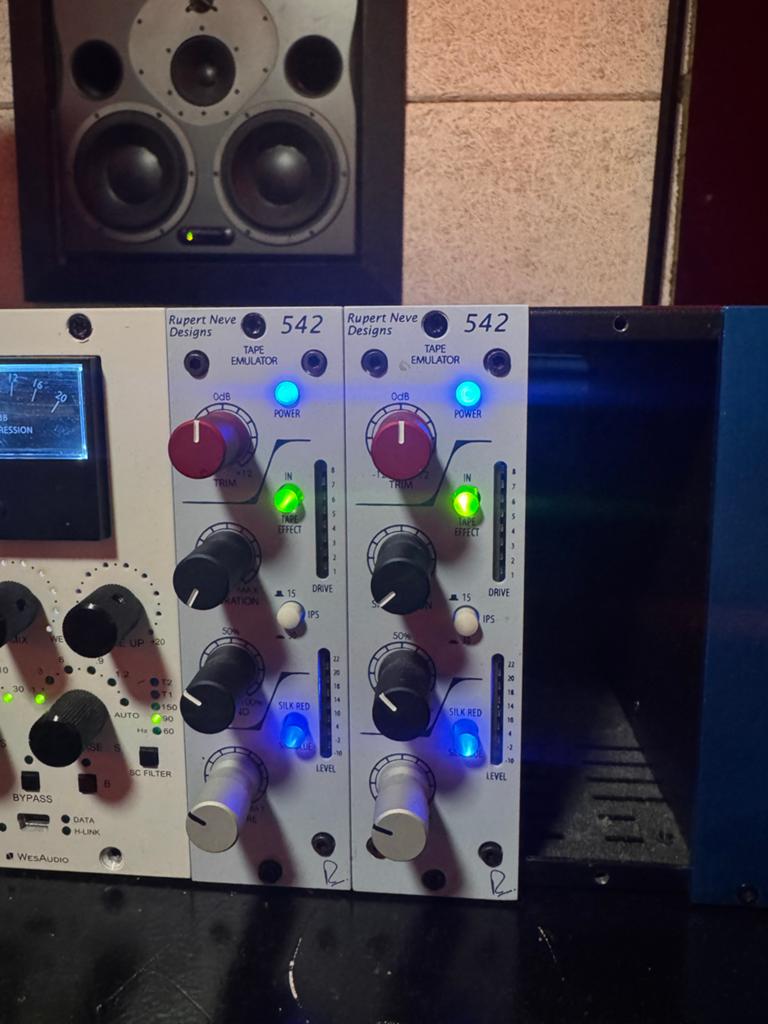 Rupert Neve Designs 542 Tape Emulator (2 stuks), Muziek en Instrumenten, Ophalen of Verzenden, Zo goed als nieuw, Overige typen