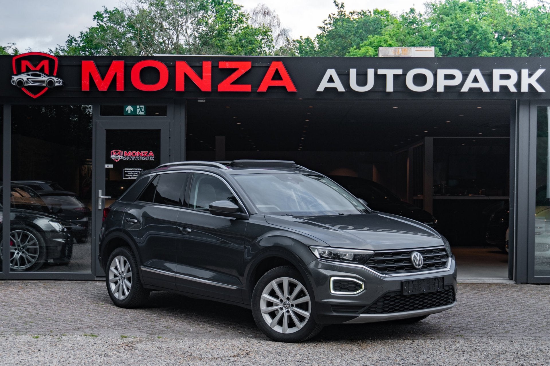 Volkswagen T-Roc 2.0 TSI 4Motion Sport, Auto's, Volkswagen, Automaat, 15 km/l, Gebruikt, Zwart