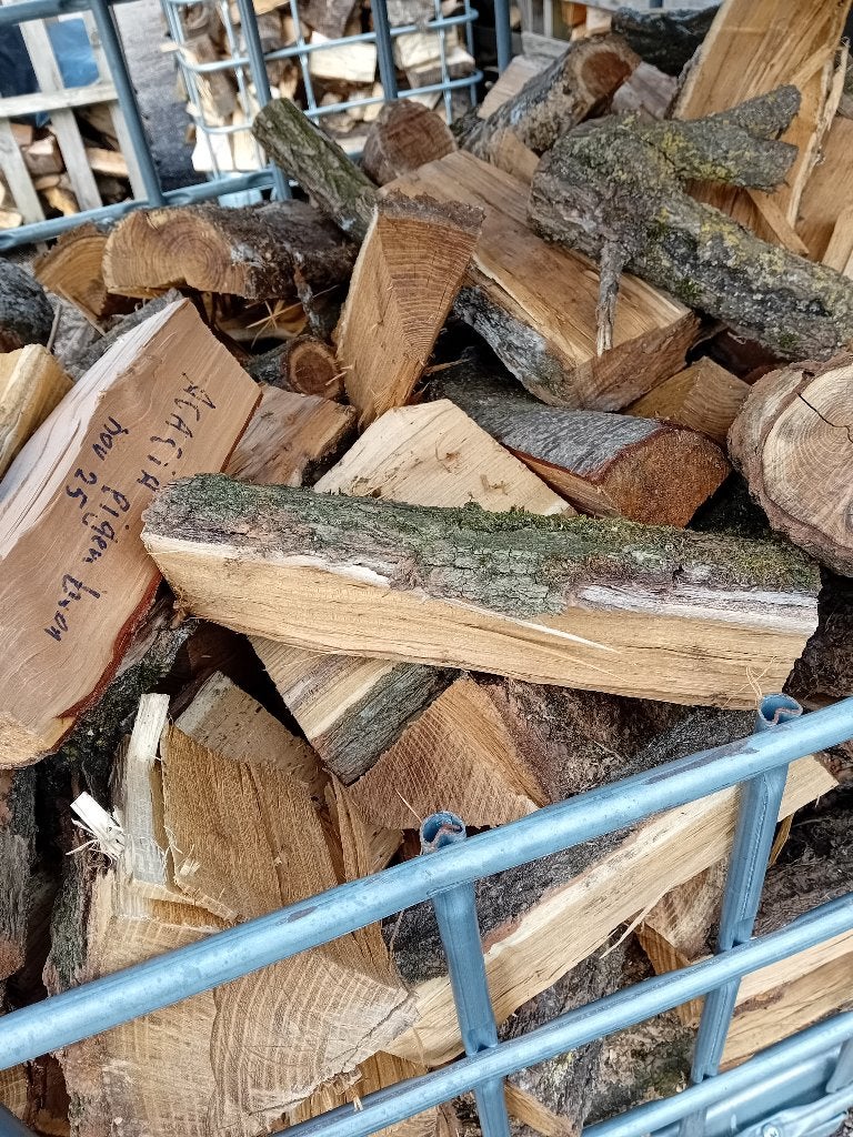 brandhout, kachelhout,haardhout, stookhout - DIVERS HARDHOUT, Tuin en Terras, Haardhout, 6 m³ of meer, Ophalen of Verzenden, Overige houtsoorten