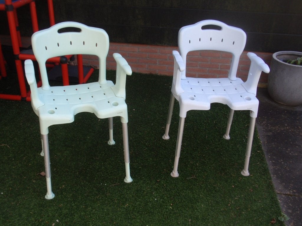 Etac douches stoelen, Ophalen, Gebruikt