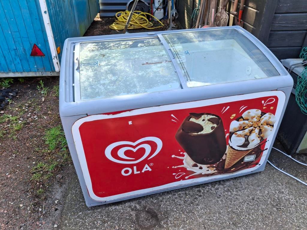 OLA IJs Vrieskist met glazen schuifdeksels, 150 tot 200 liter, Gebruikt, 60 cm of meer, Met aparte vriezer