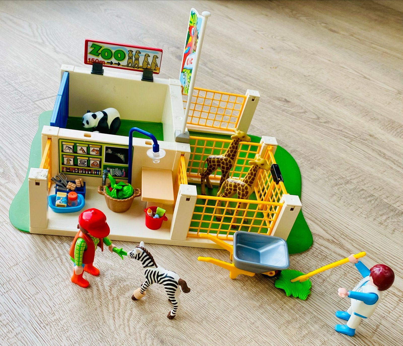 Playmobil Zoo met Dieren en Verzorgers, Kinderen en Baby's, Speelgoed | Playmobil, Ophalen, Wild life, Gebruikt, Gebouw