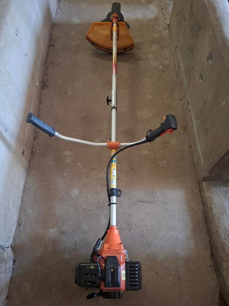 Zgan bosmaaier brush cutter professional, Ophalen, Zo goed als nieuw, Benzine