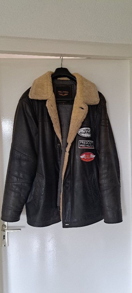 kleding, Ophalen of Verzenden, Zo goed als nieuw, Overige maten, Bruin