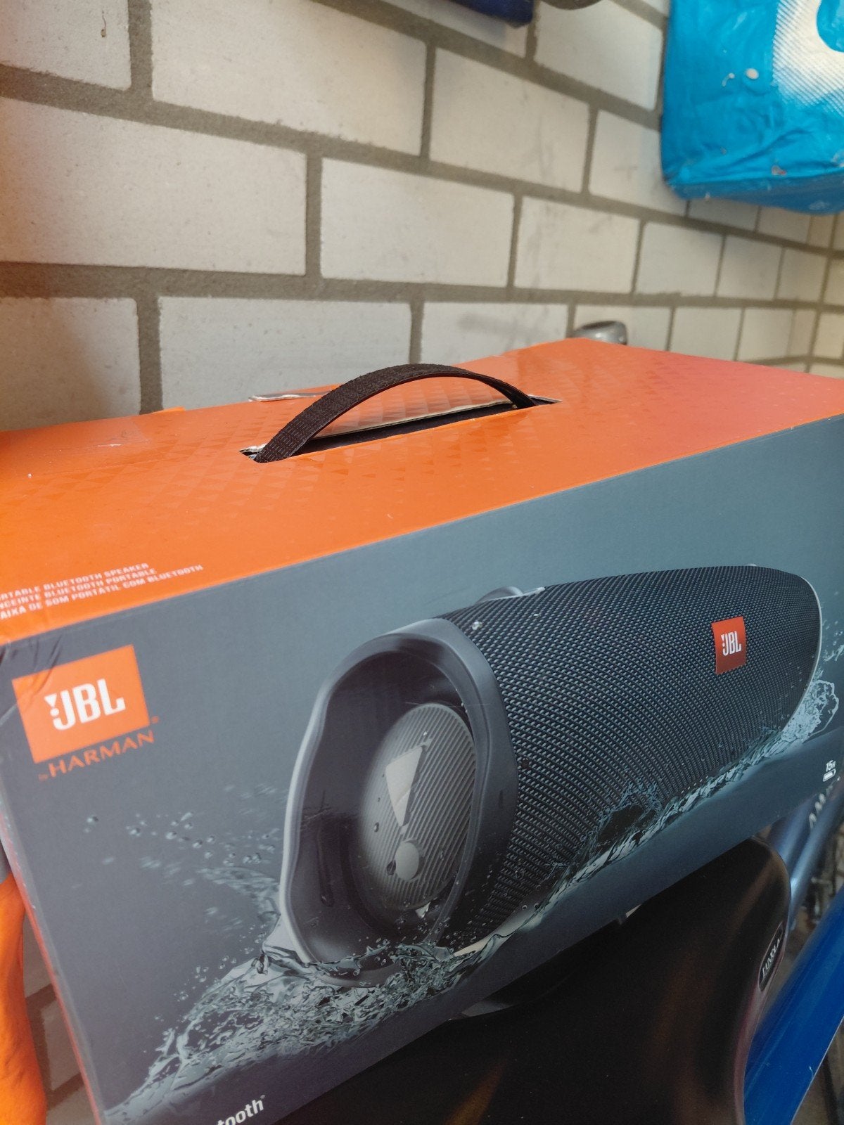 JBL Xtreme - Gaat niet aan, inclusief 2 nieuwe accu's, Ophalen