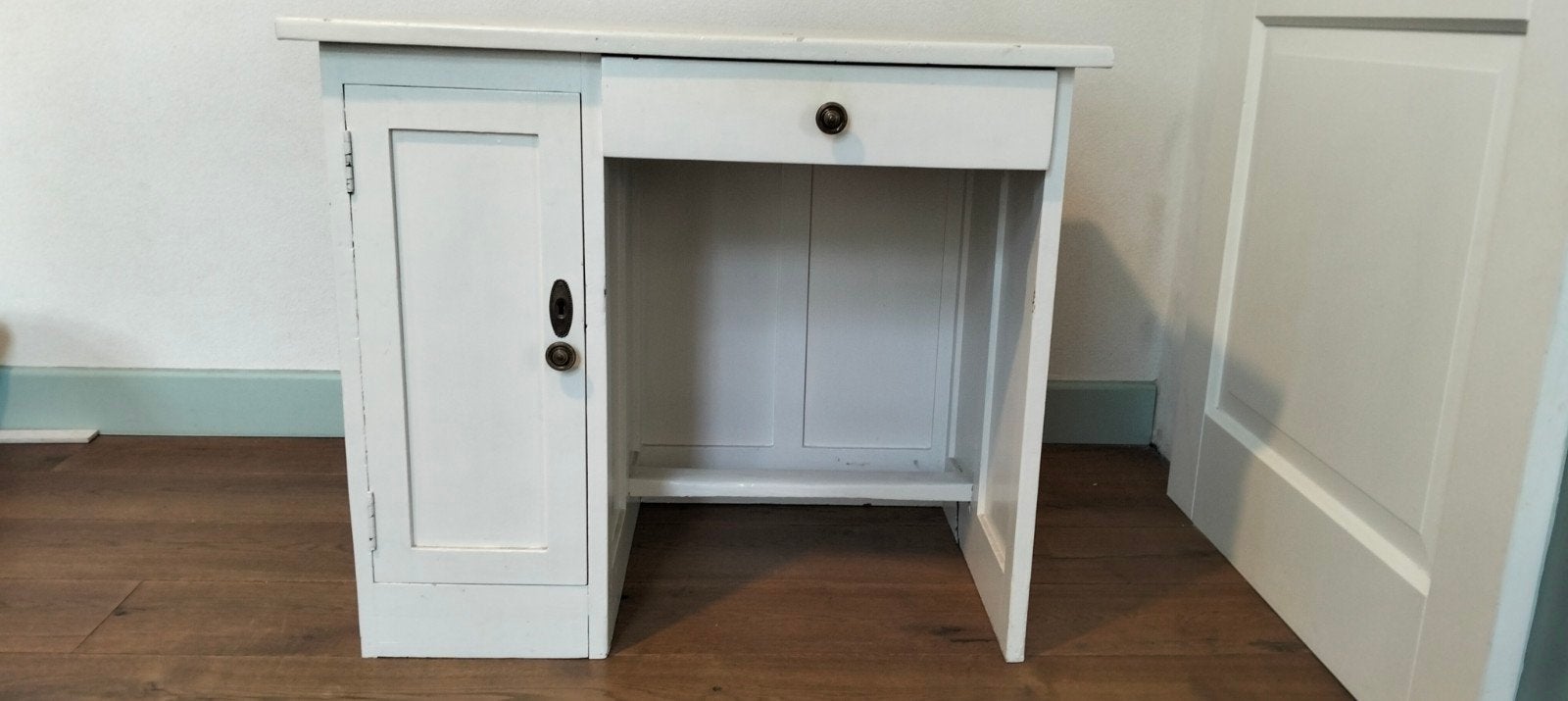 Oud bureautje - Vintage bureau met lade en opbergruimte, Ophalen