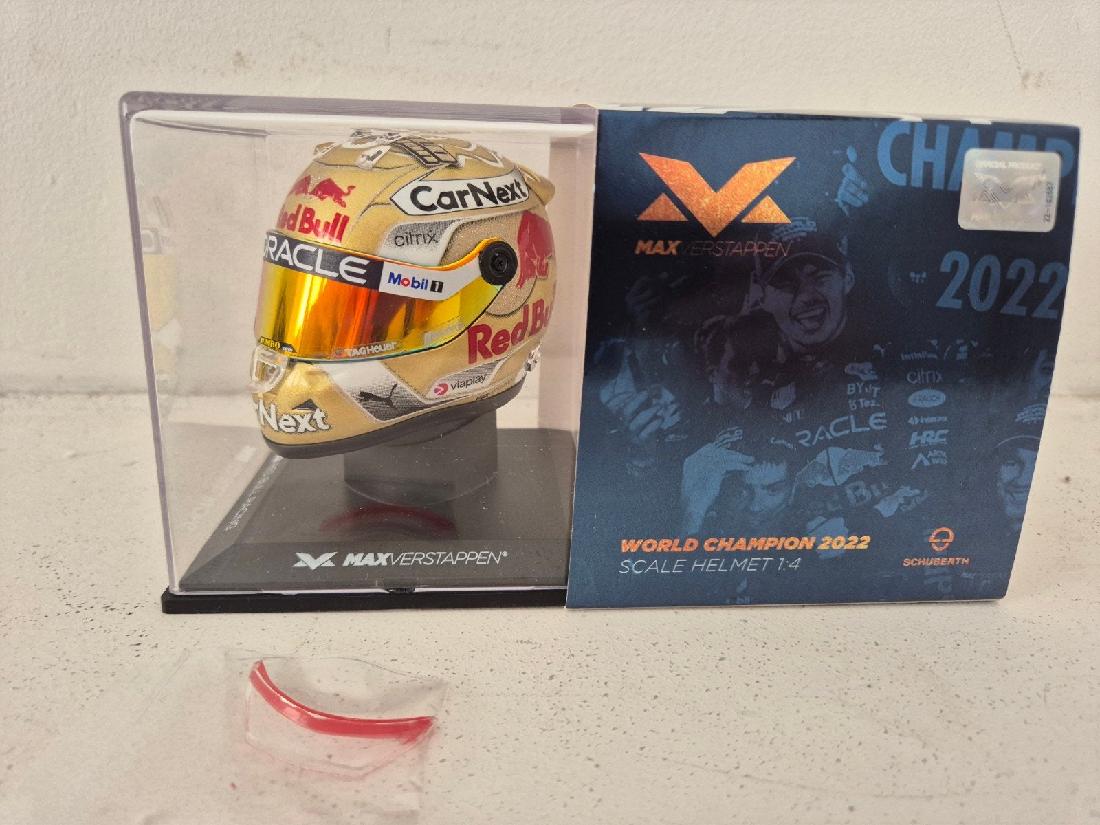MAX VERSTAPPEN  1:4 HELM WORLD CHAMPION 2022 JAPAN  REDBULL, Ophalen, Nieuw, Formule 1