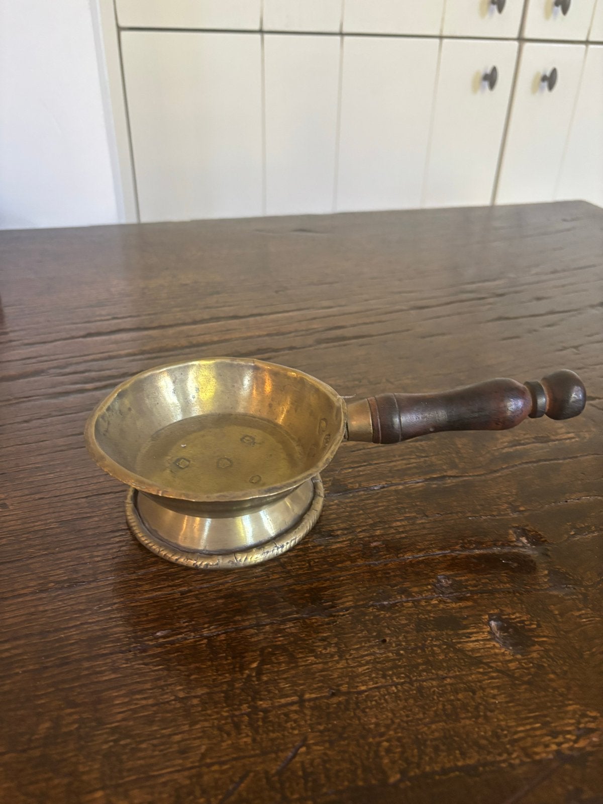 Antieke Koperen Kom met Houten Handvat, Verzenden, Koper