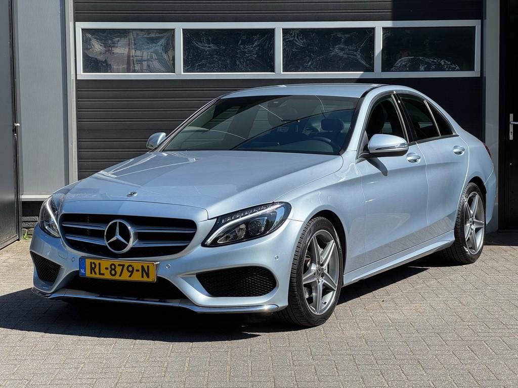 Mercedes-Benz C-klasse 180 AMG Sport Xenon/Led, Navi, Camera, Automaat, Euro 6, Leder en Stof, Bedrijf
