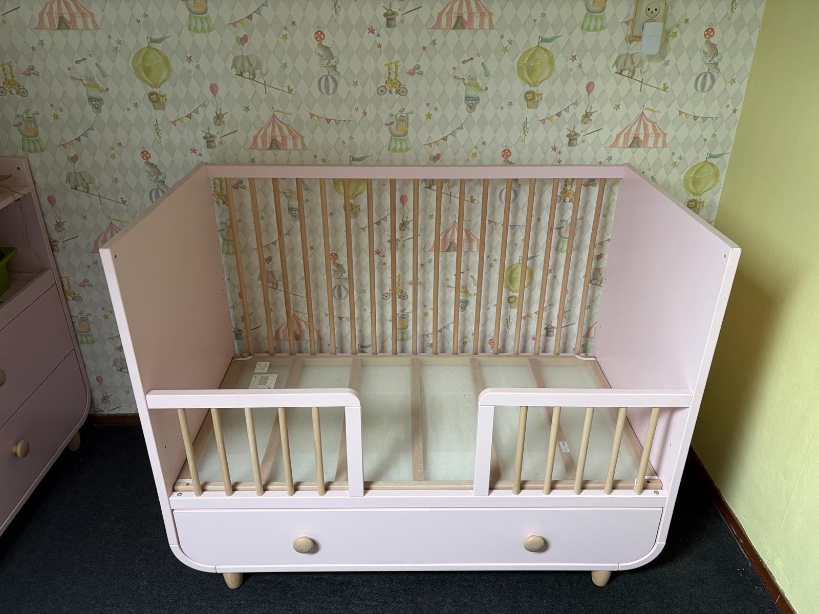 IKEA Myllra set, Commode en Ledikant/Peuterbed (Roze), Ophalen, Gebruikt, 70 tot 85 cm, 140 tot 160 cm