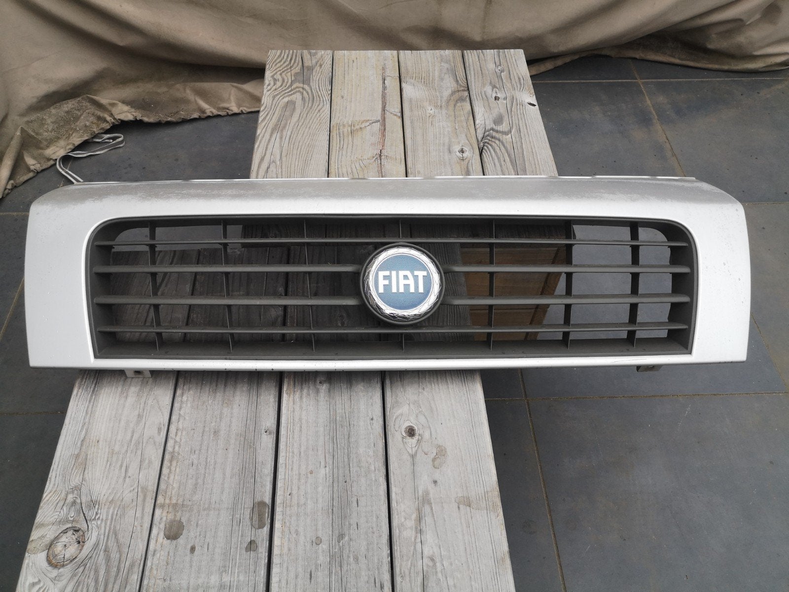 Fiat Ducato grille met logo, Ophalen, Gebruikt, Fiat
