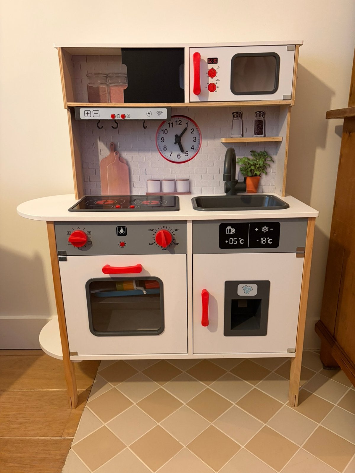 Kinder keuken, Ophalen, Zo goed als nieuw