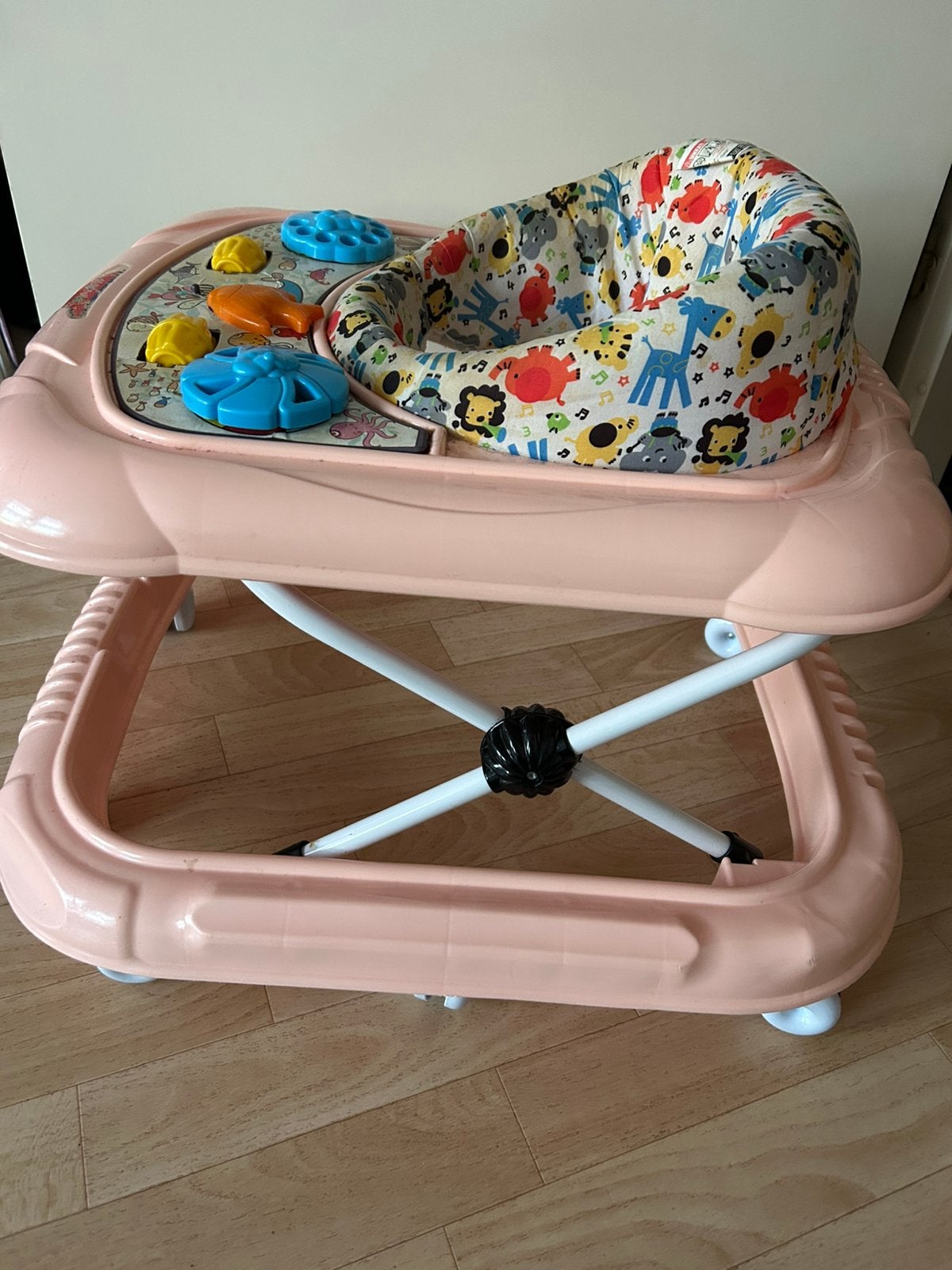 Loop wagen, Kinderen en Baby's, Kinderkamer | Tafels en Stoelen, Ophalen of Verzenden, Zo goed als nieuw, Stoel(en)