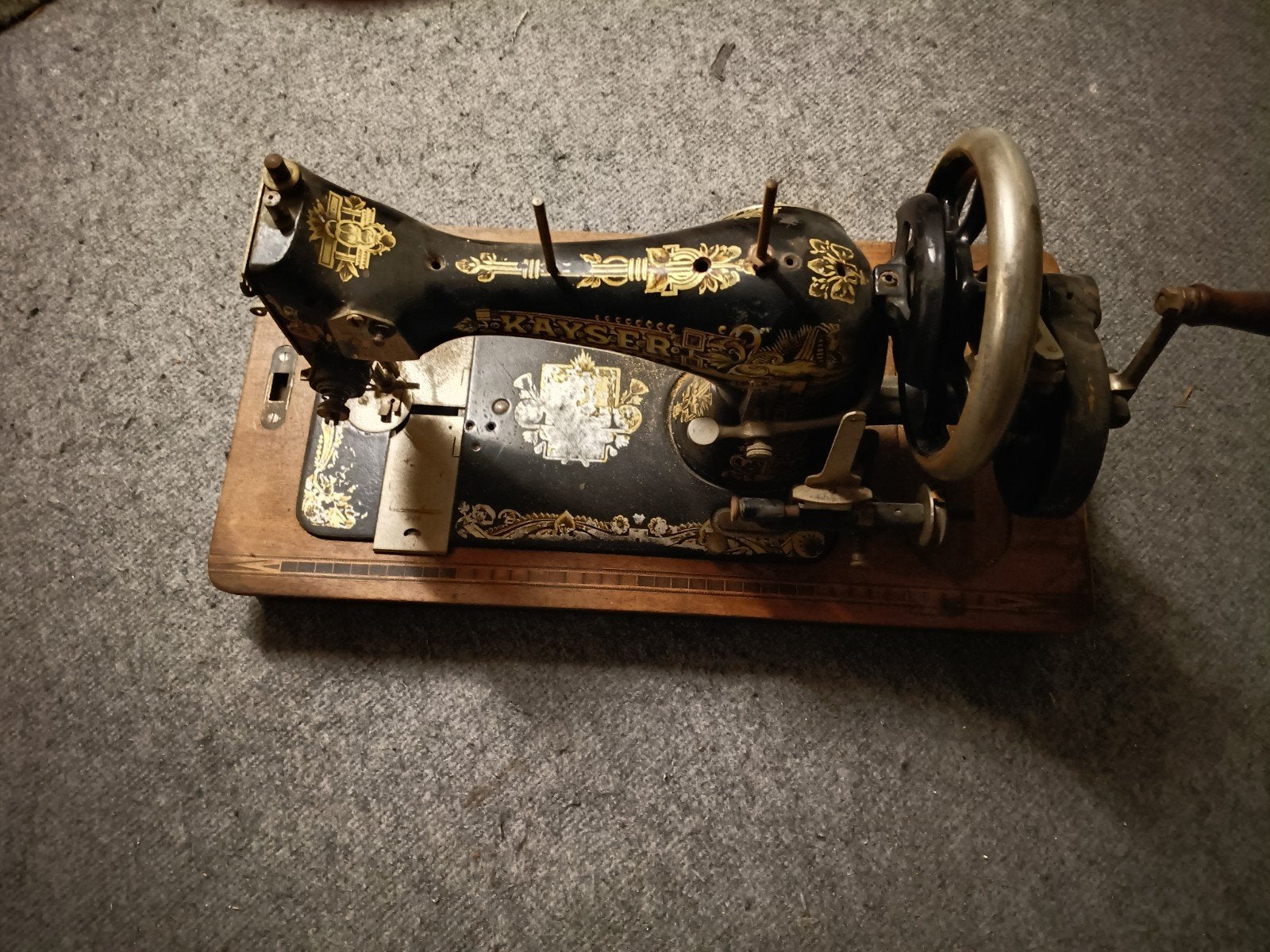 antieke naaimachine, Antiek en Kunst, Ophalen