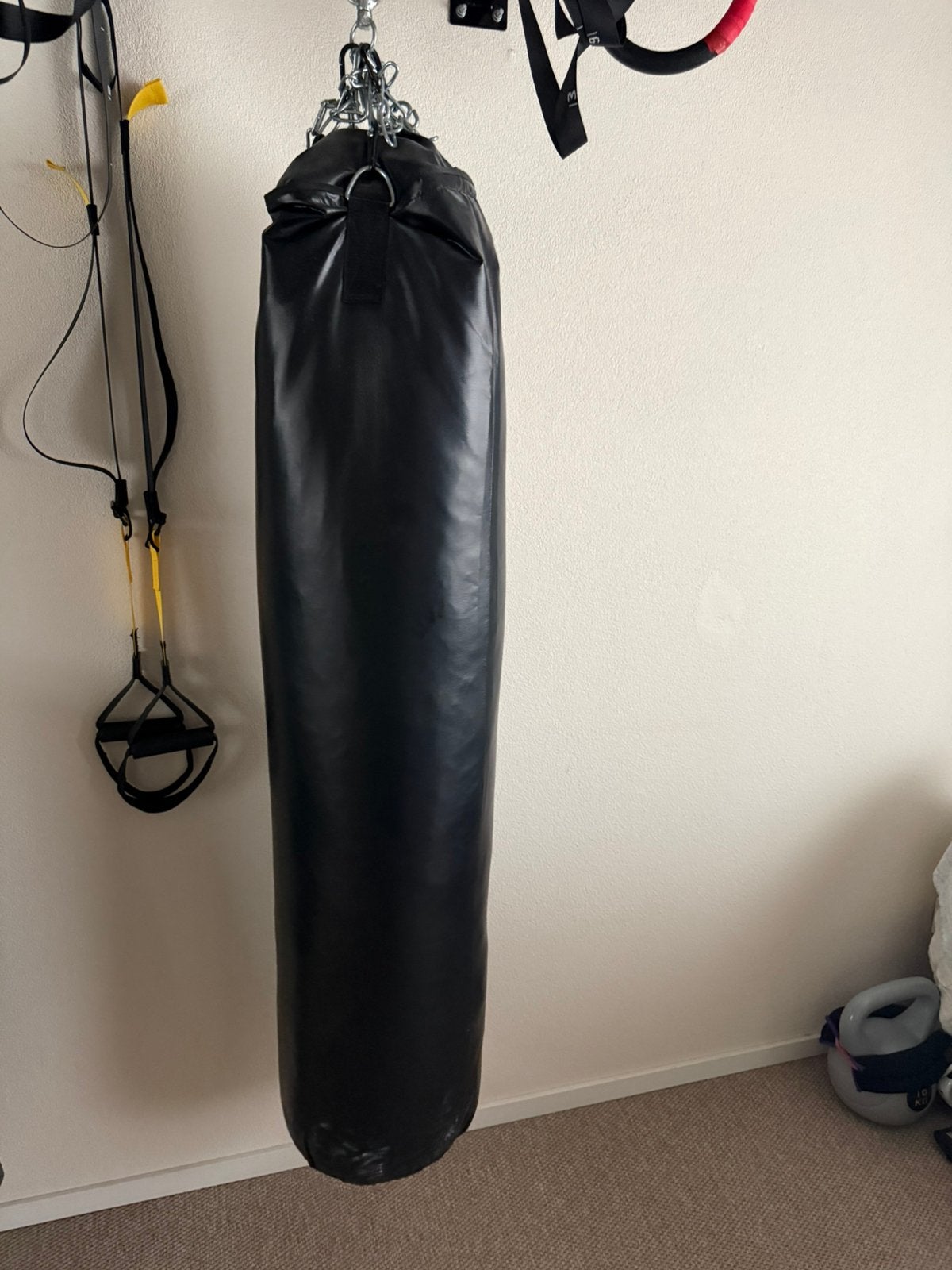 KOOPJE! Bokszak met complete set MMA bokshandschoenen etc., Ophalen, Zo goed als nieuw, Bokszak