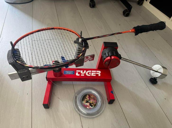 Tyger Bespanmachine voor badminton rackets, Ophalen, Zo goed als nieuw, Overige typen