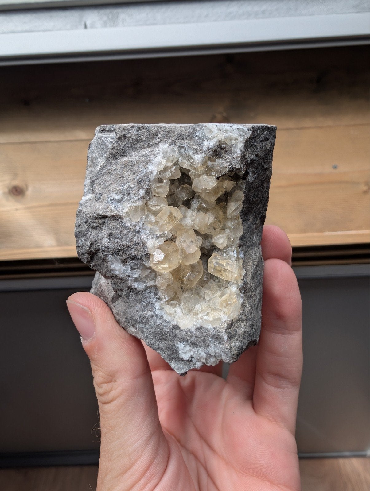 calciet uit de la Sambre groeve in België, Ophalen of Verzenden, Mineraal