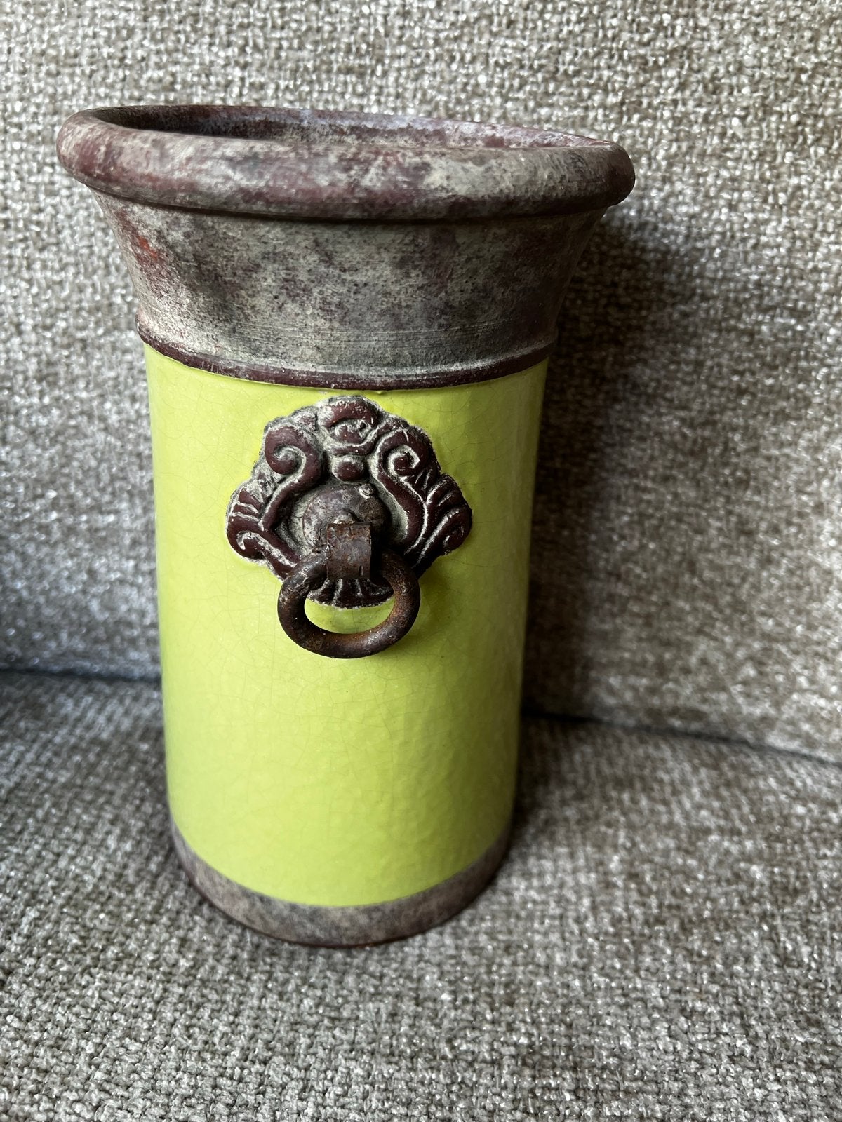 Decoratieve craquelé vaas/pot met ijzeren details- PMD, Ophalen of Verzenden