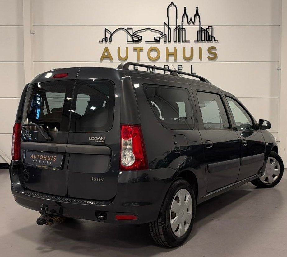 Dacia Logan MCV 1.6-16V Lauréate 7p. Nap Airco Elektrische, Auto's, Stof, Gebruikt, 7 stoelen, Origineel Nederlands