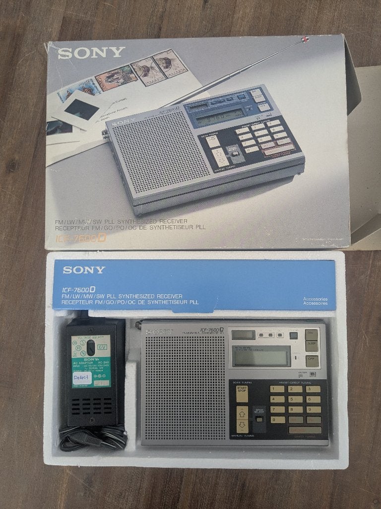 Draagbare radio Sony ICF-7600D in OVP, Audio, Tv en Foto, Ophalen, Gebruikt, Sony, Wereldontvanger