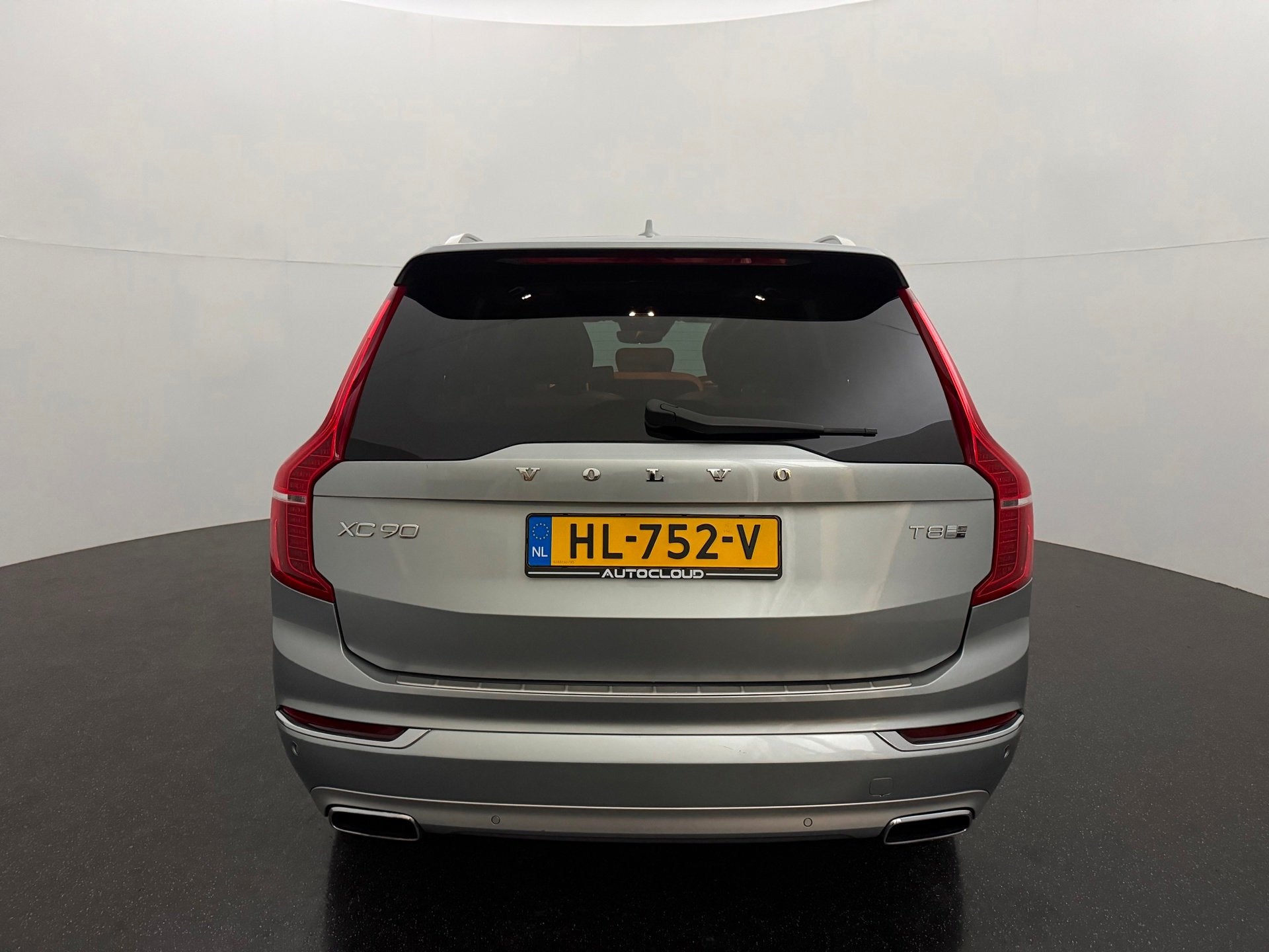 Volvo XC90 2.0 T8 Twin Engine AWD Inscription / Pano / B&W /, Gebruikt, 1969 cc, 7 stoelen, 2187 kg