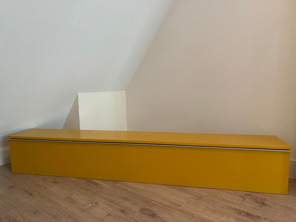 Gele wandkast / hangkast - 180 cm breed, Huis en Inrichting, Kasten | Wandmeubels, Ophalen, Overige materialen, Gebruikt, 150 tot 200 cm