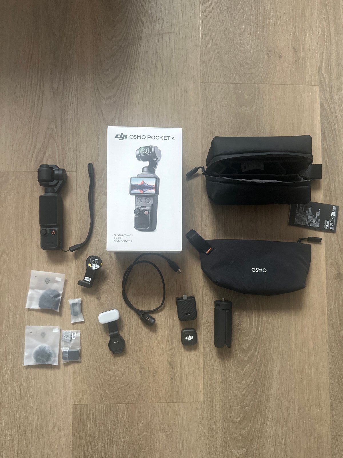 DJI Osmo Pocket 4 Creator Combo - Zo goed als nieuw, Overige soorten, Minder dan 8x, Zo goed als nieuw, Externe microfoon