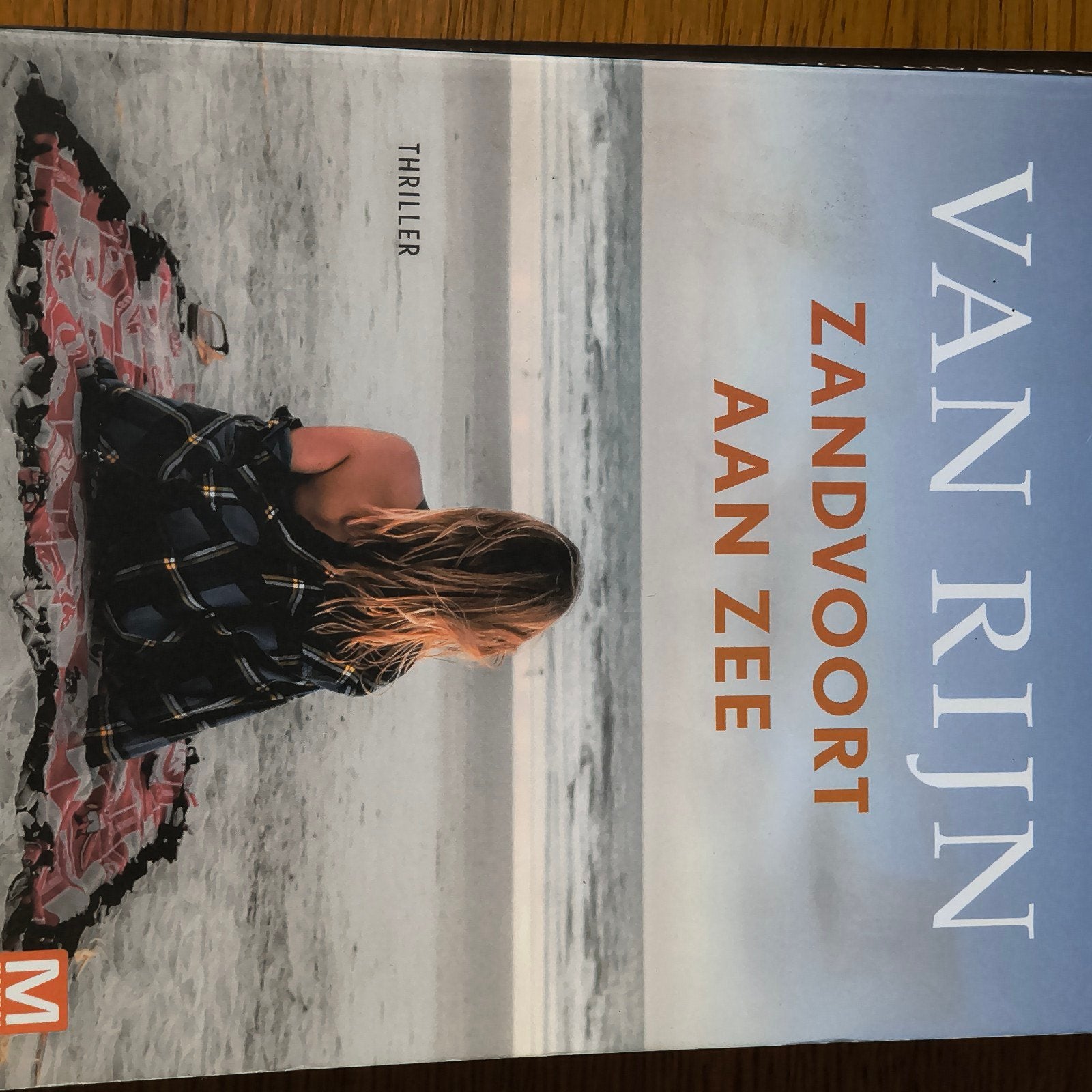 Thriller: Zandvoort aan Zee - Van Rijn, Boeken, Ophalen of Verzenden, Zo goed als nieuw, Van Rijn, Nederland