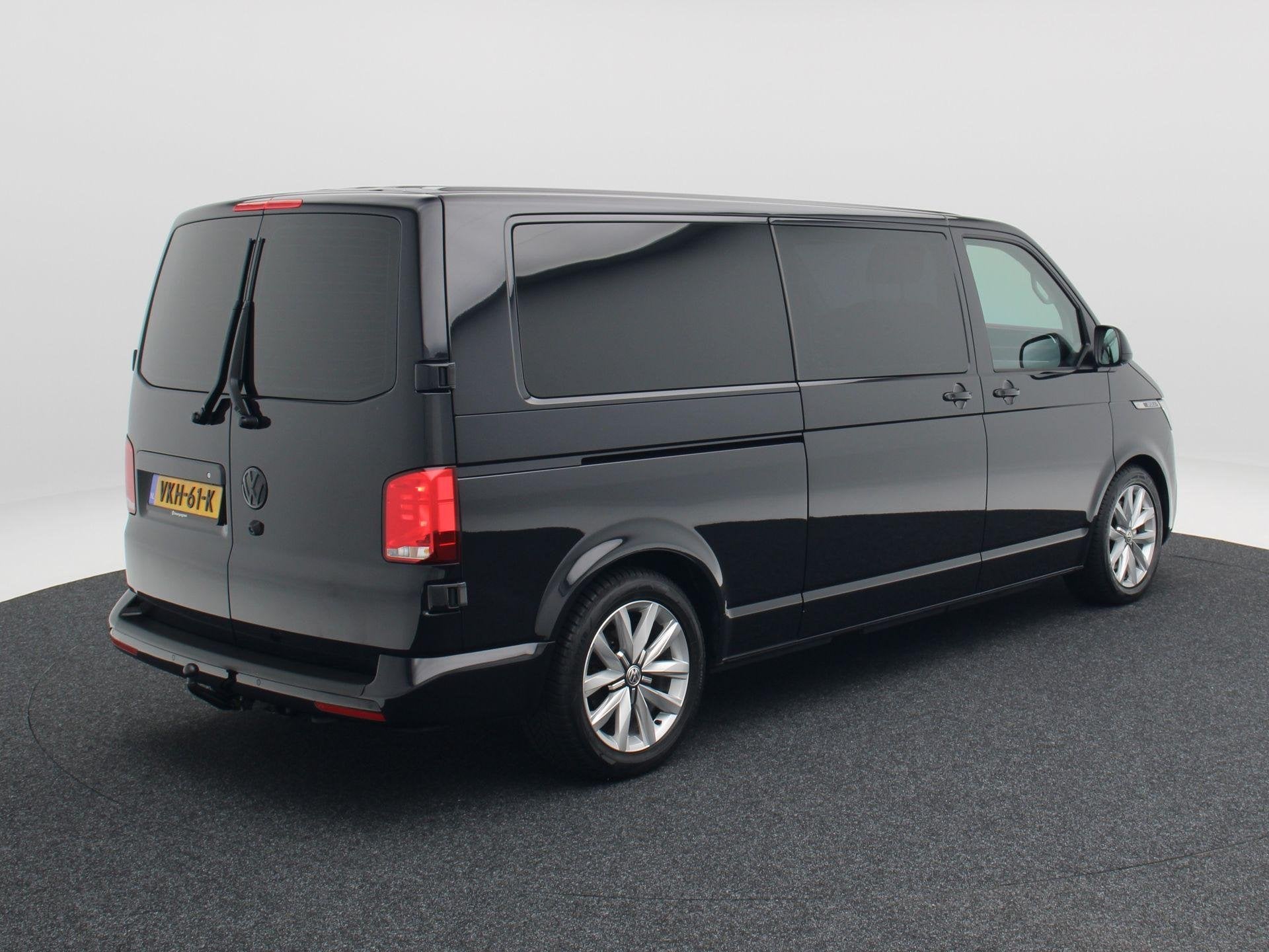 Volkswagen Transporter 2.0 TDi Automaat L2H1 30 DC Bulli | A, Dealer onderhouden, Gebruikt, 4 cilinders, 2500 kg