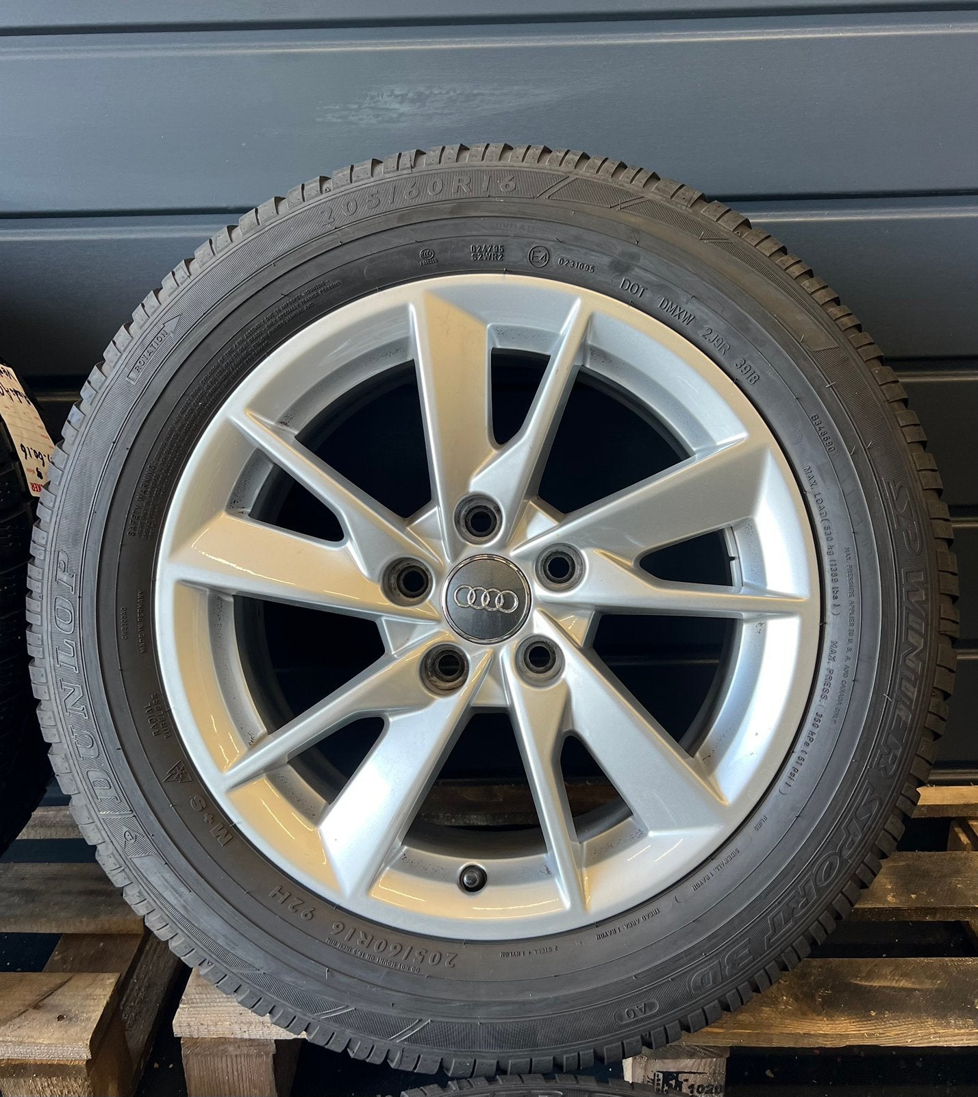16 inch 5x112 velgen OEM Audi A4 Passat winterbanden!, Hooghwerff banden & velgen, Gebruikt, 16 inch, Banden en Velgen