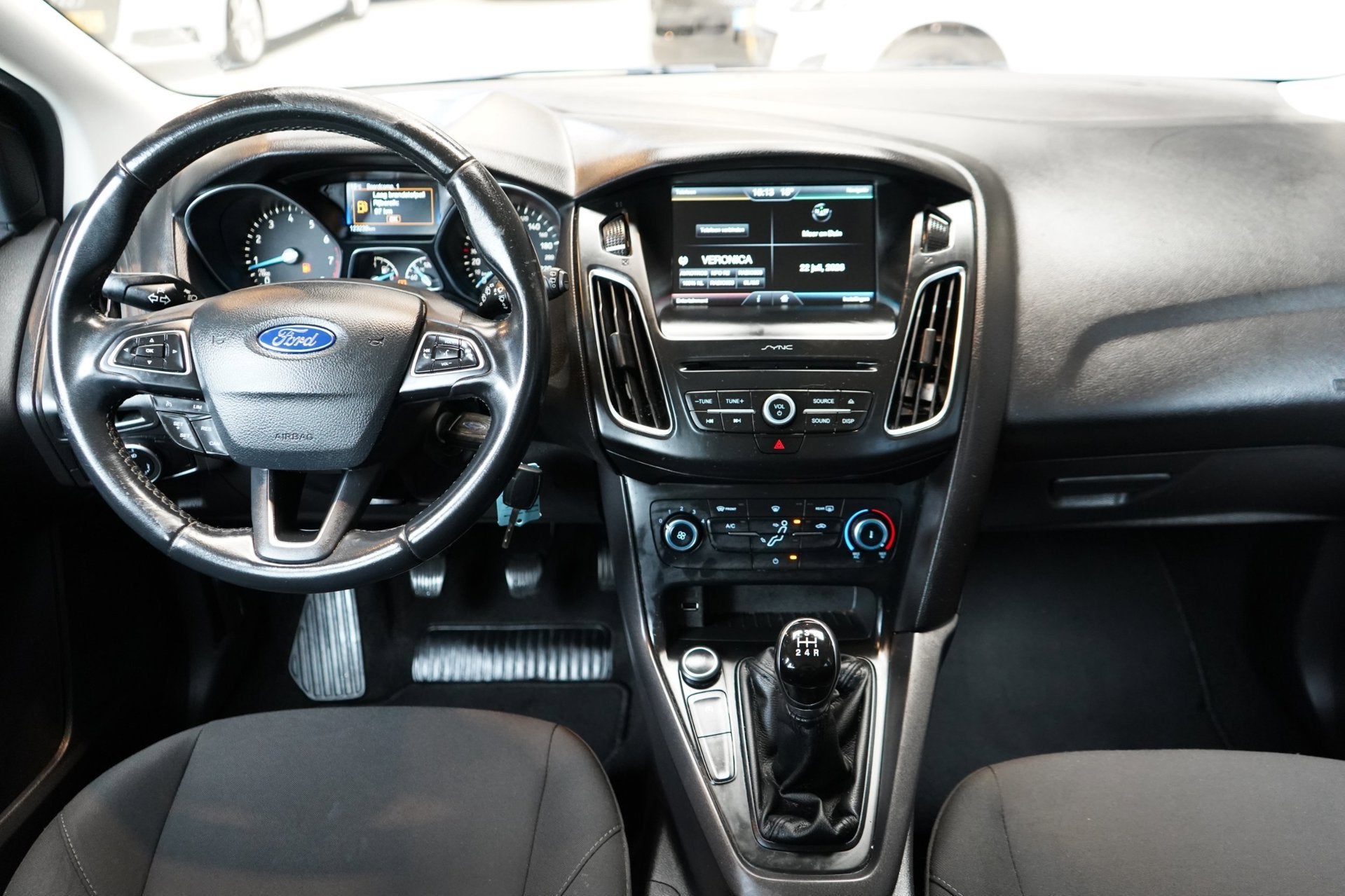 Ford Focus Wagon 1.0 Trend Edition | NAVI | AIRCO | CRUISE |, Gebruikt, Euro 6, Origineel Nederlands, Handgeschakeld