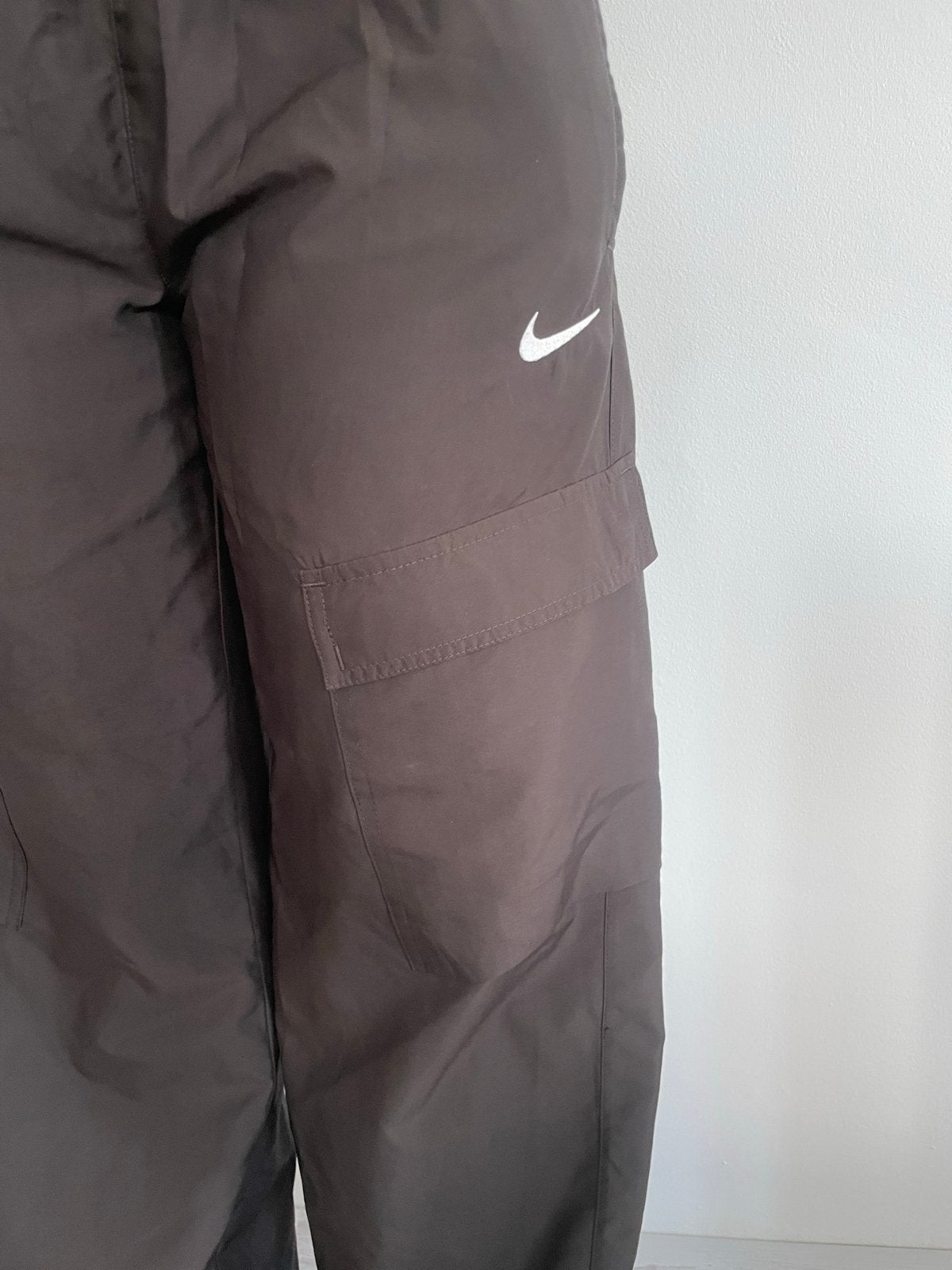 Nike Cargo Broek Bruin, Maat 38/40 (M), Bruin, Ophalen of Verzenden, Zo goed als nieuw
