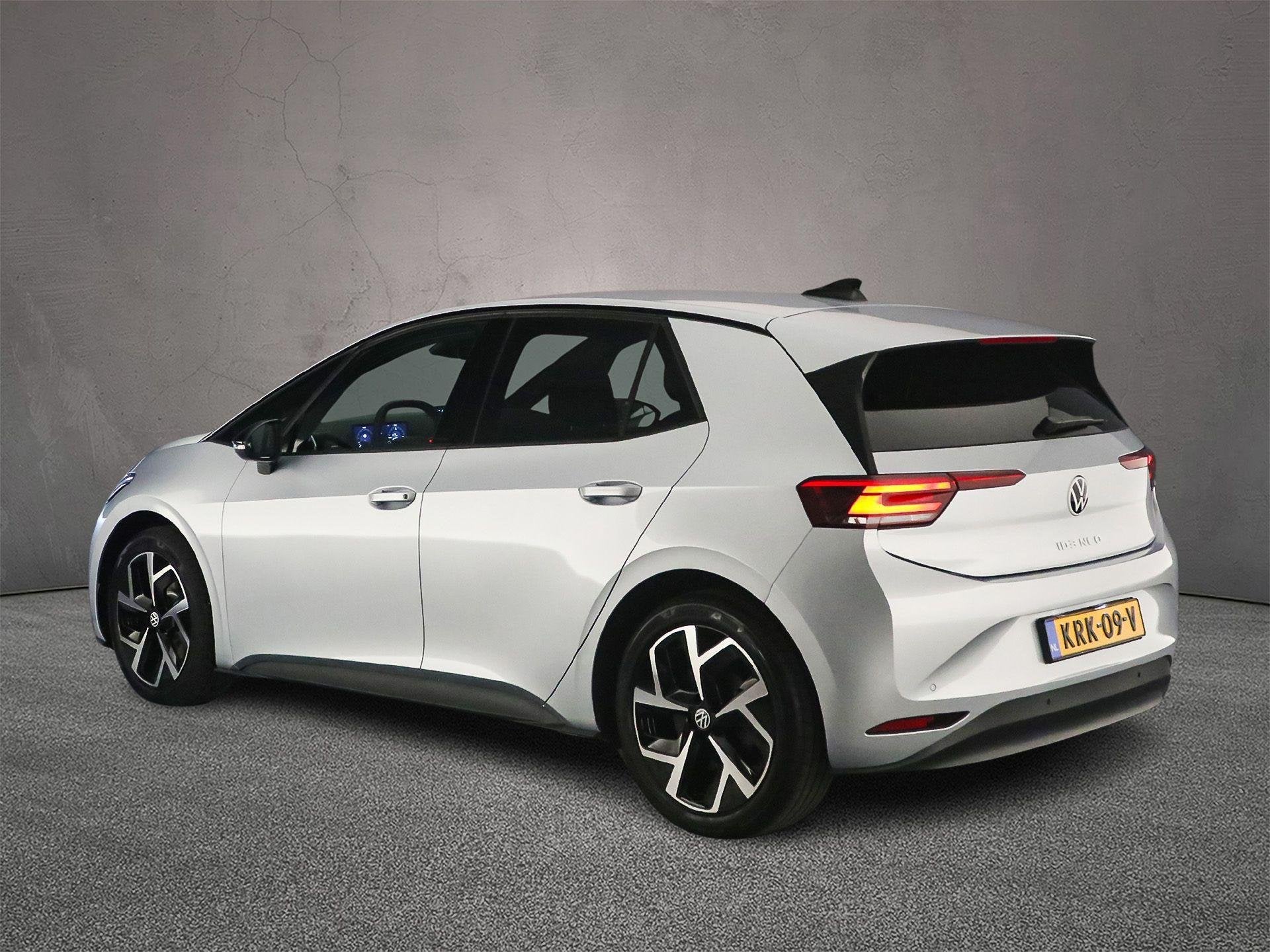 Volkswagen ID.3 Neo Style 50 kWh 170pk Automaat, Steunhaak,, Auto's, Achterwielaandrijving, Zwart, ID.3, Origineel Nederlands