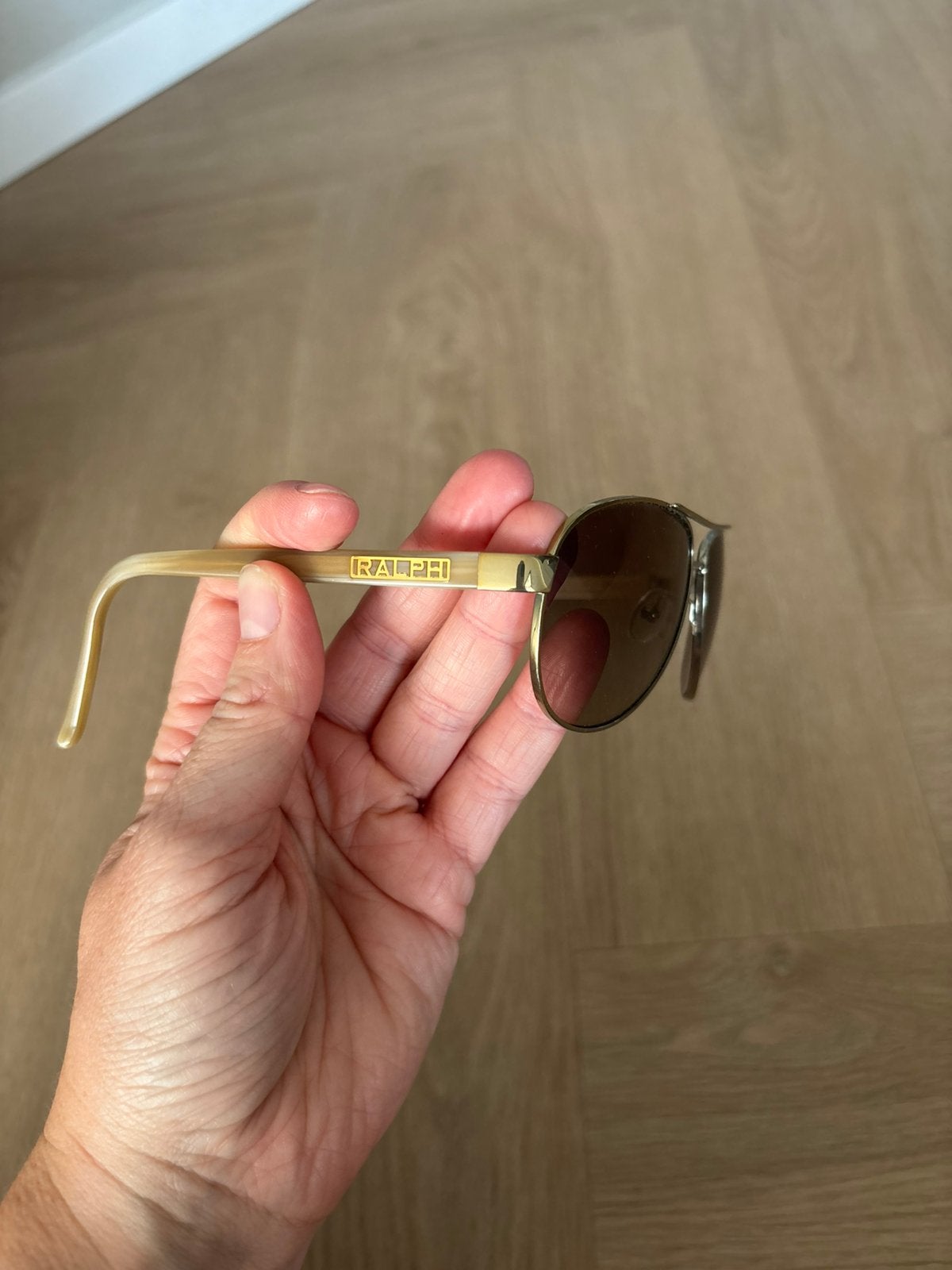 Ralph Lauren unisex dames heren zonnebril piloten shiny goud, Ophalen of Verzenden, Zo goed als nieuw, Bruin, Overige merken