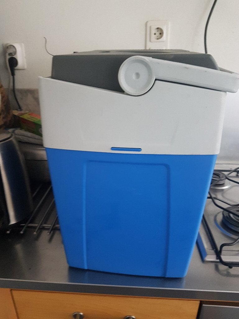 SHG koelbox 29 liter, Caravans en Kamperen, Ophalen of Verzenden, Zo goed als nieuw, Koelbox, Elektrisch