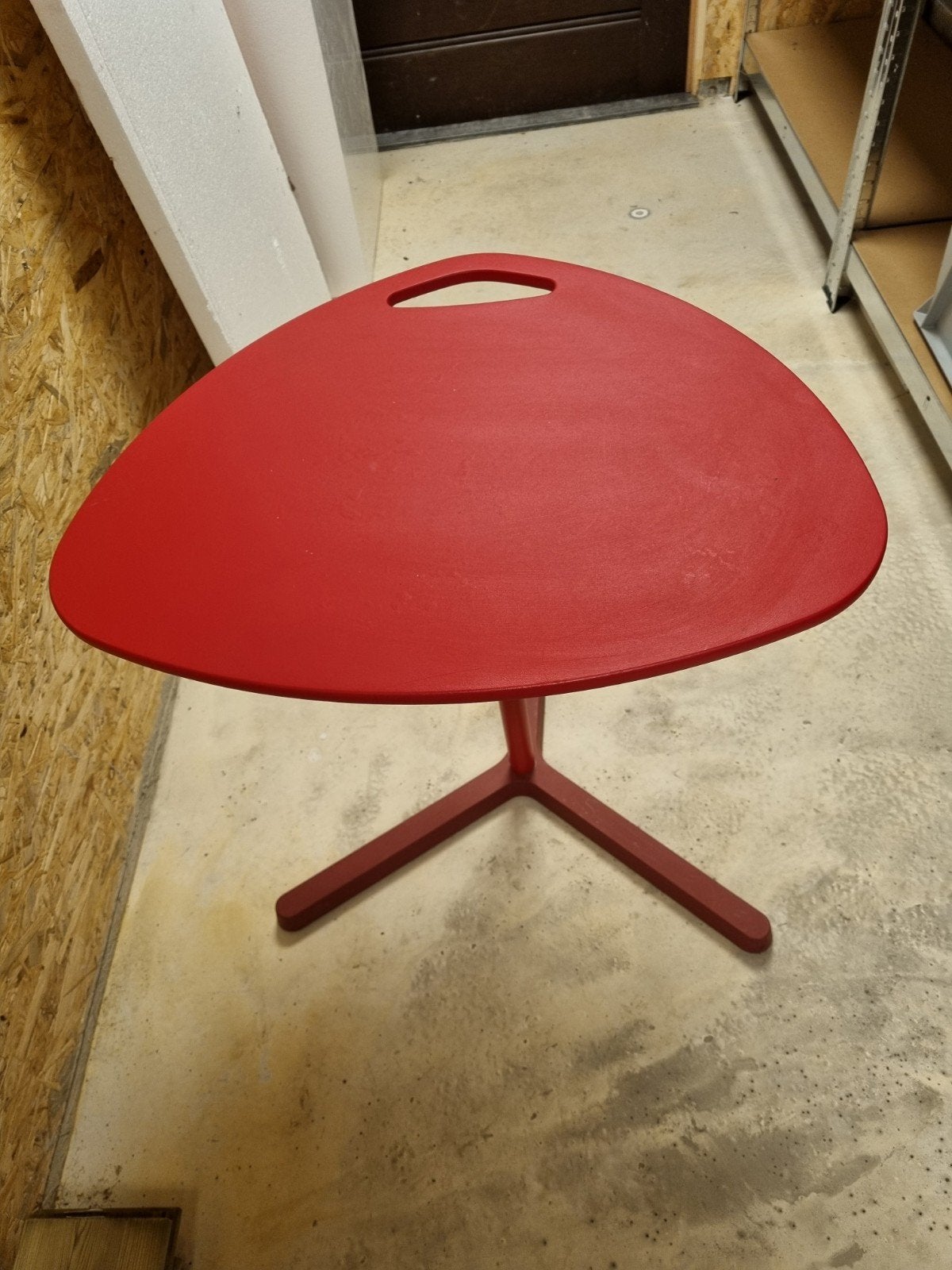 IKEA Laptop Bijzettafel Rood Kantelbaar - Ophalen, Ophalen, Gebruikt, Overige vormen, Metaal of Aluminium