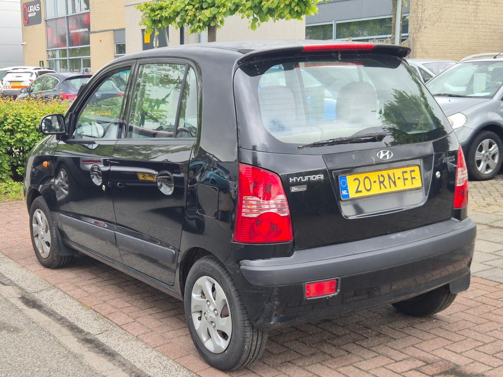 Hyundai Atos 1.1i Dynamic *AUTOMAAT, 15 km/l, Gebruikt, 31 €/maand, 4 cilinders