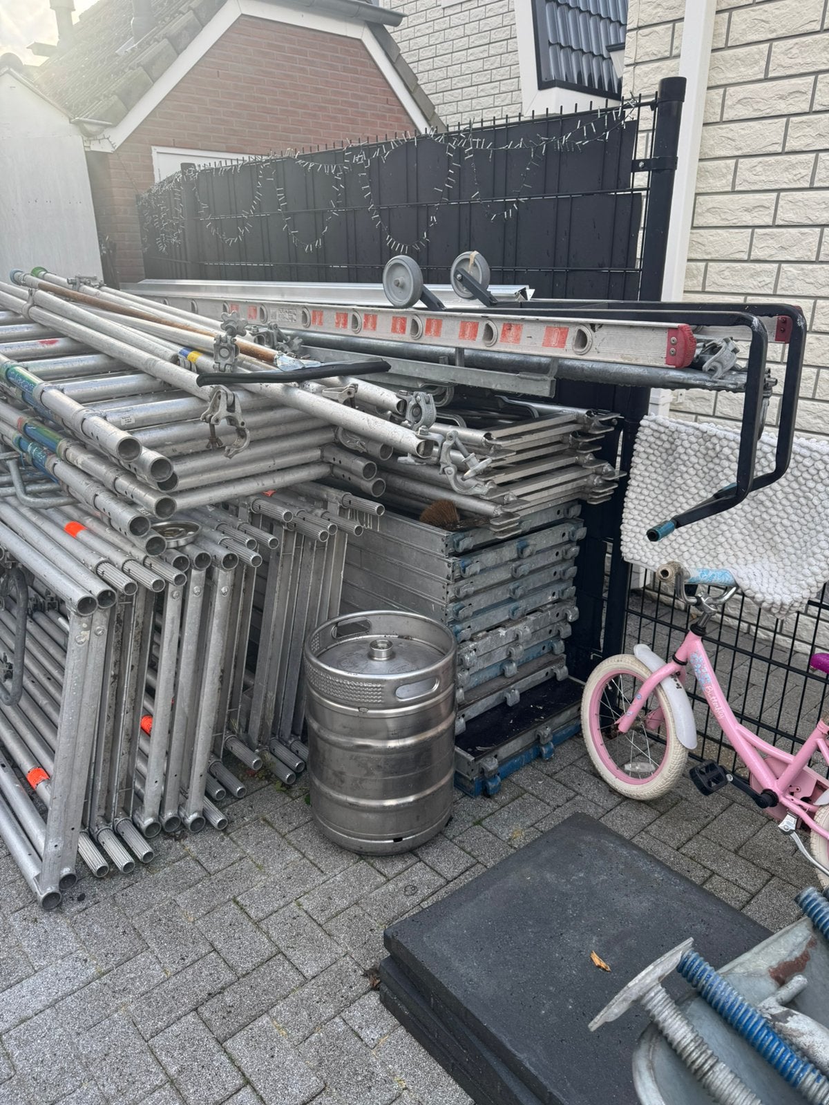 Aluminium gevelstijger, Ophalen, Zo goed als nieuw, Overige typen, Minder dan 2 meter