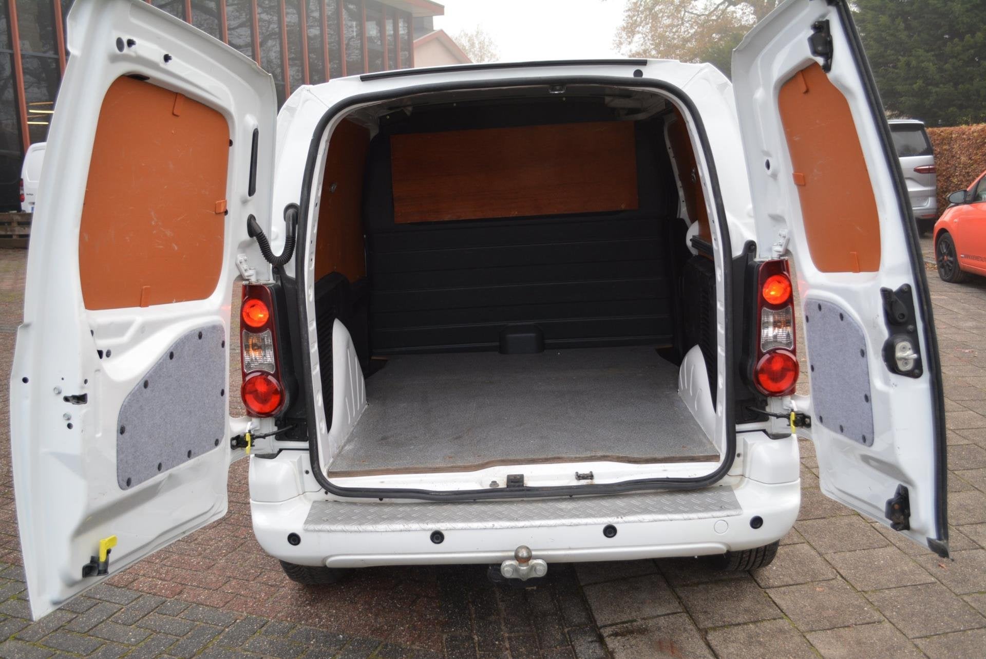 Citroen Berlingo 1.6 BlueHDI 75 Business Economy, Voorwielaandrijving, Stof, Gebruikt, Euro 6