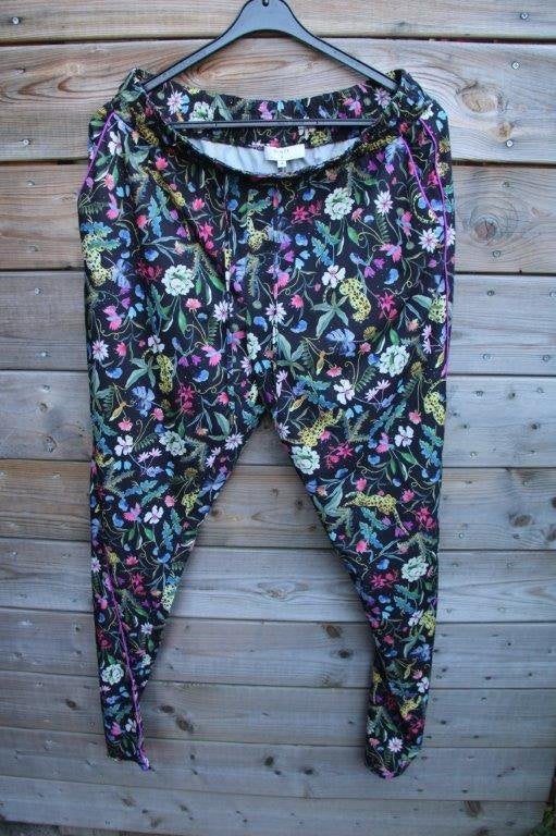 Tregging zwart/ kleur Dante 6 mt 4 (L) Vaste prijs, Kleding | Dames, Broeken en Pantalons, DANTE6, Zwart, Maat 42/44 (L), Ophalen of Verzenden