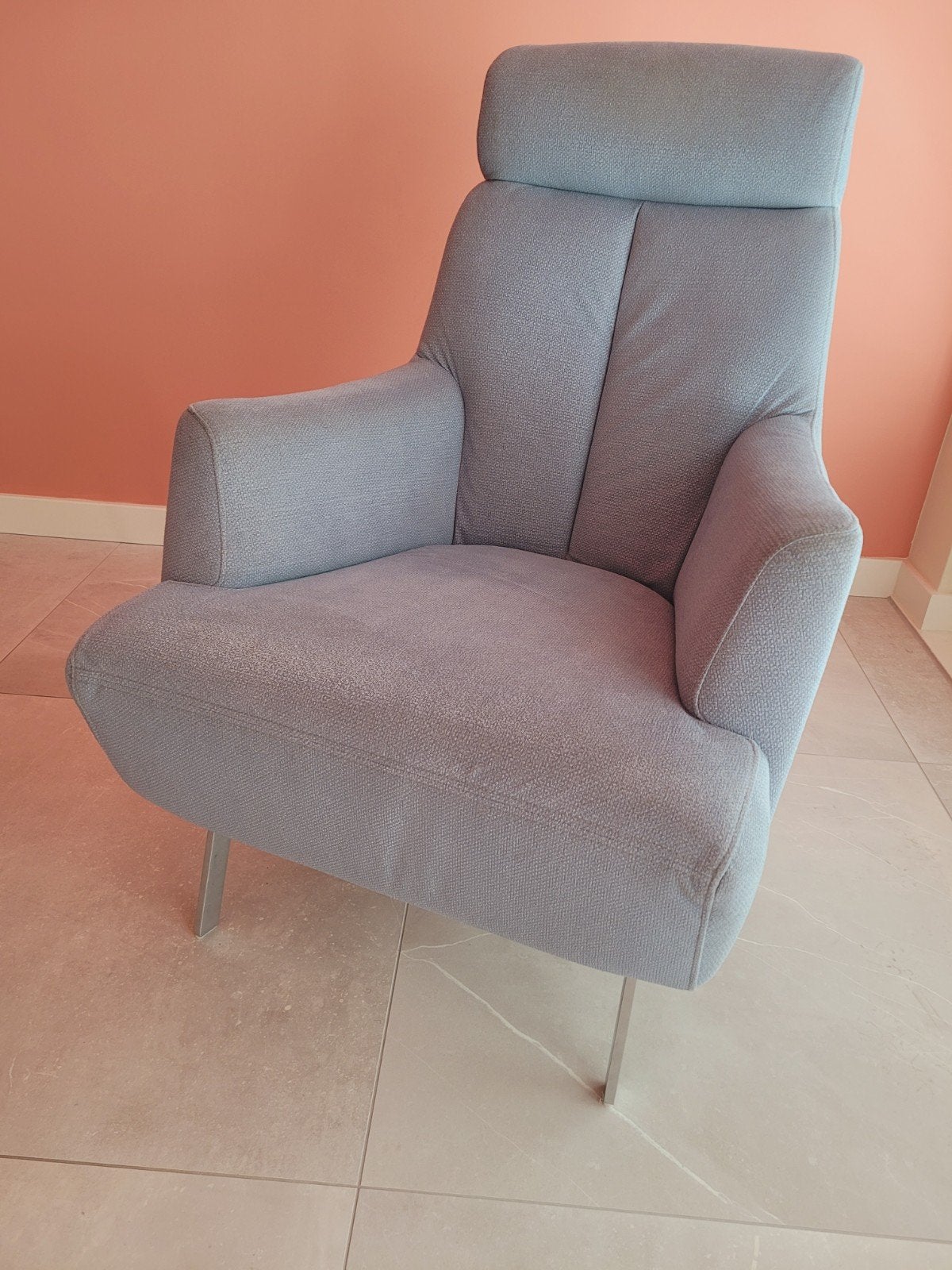 lichtblauwe Xooon fauteuil met gratis voetenbank, Ophalen, Gebruikt, 75 tot 100 cm, Stof