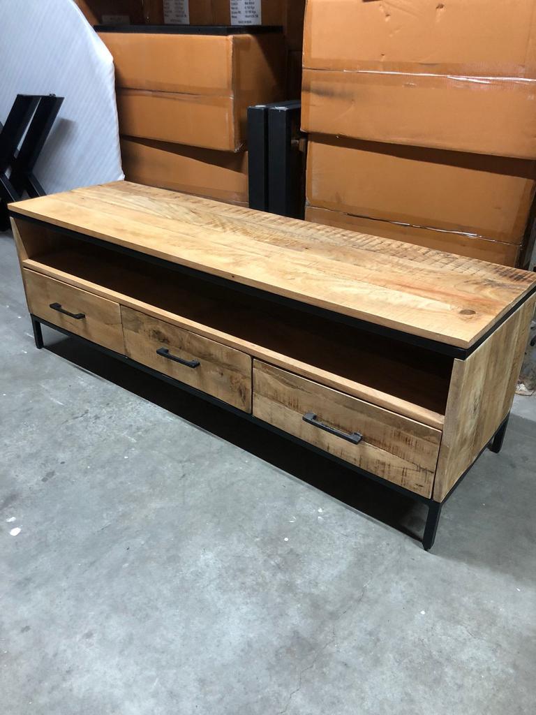 TV-Meubel Mango Hout & Industrieel Staal., Ophalen, Gebruikt, 150 tot 200 cm, Minder dan 100 cm