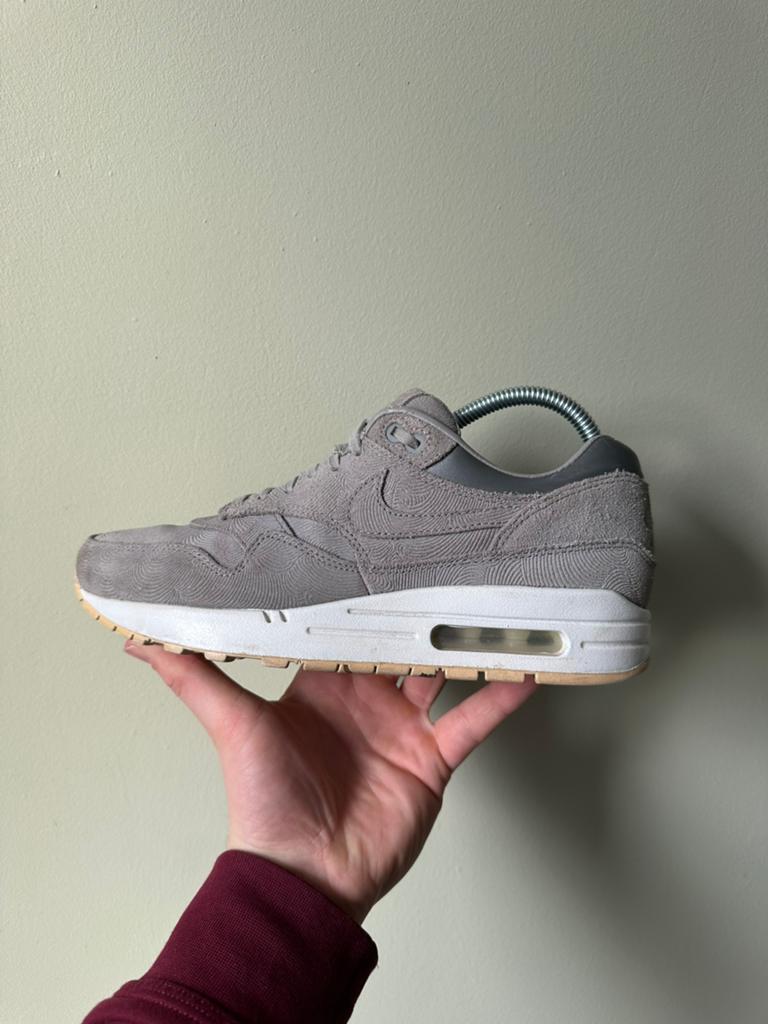 Nike Air Max 1 Premium Grey / 40, Kleding | Heren, Schoenen, Zo goed als nieuw, Sneakers of Gympen, Overige kleuren, Ophalen of Verzenden