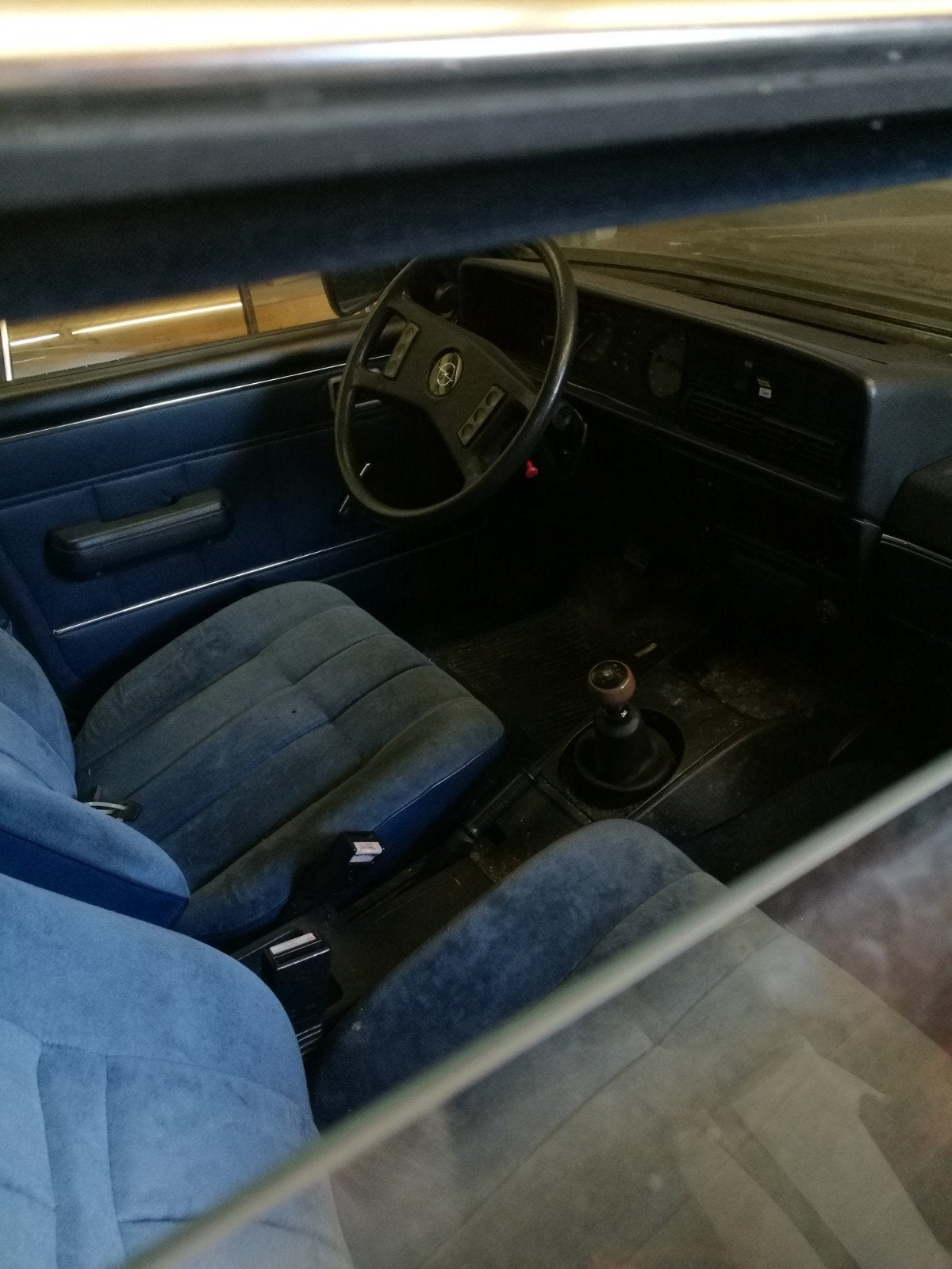 Opel Commodore 2.5 S 1980 Grijs, Auto's, Achterwielaandrijving, 2490 cc, Handgeschakeld, 115 pk