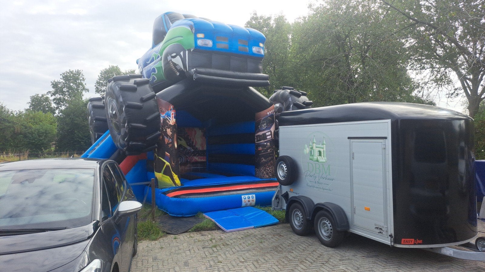 TE HUUR; Monstertruck Springkussen, Ophalen of Verzenden