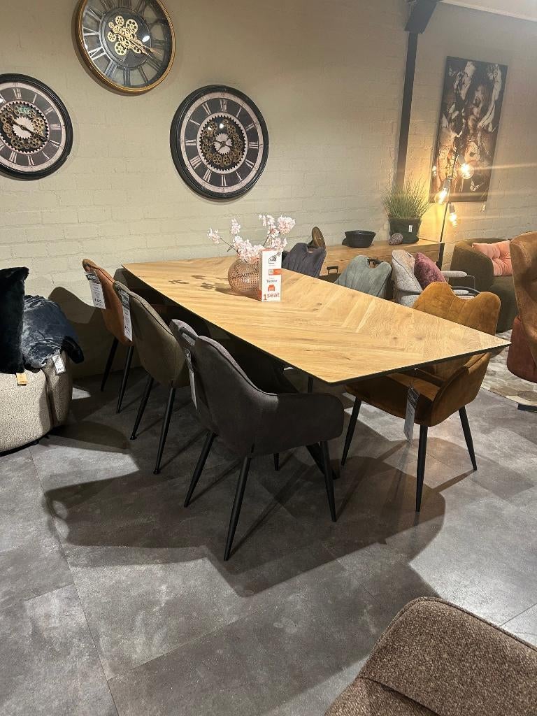 Eiken tafel Deens ovaal visgraat met facetrand. OPRUIMING!, Ophalen, Deens Ovaal, 100 tot 150 cm, Eikenhout