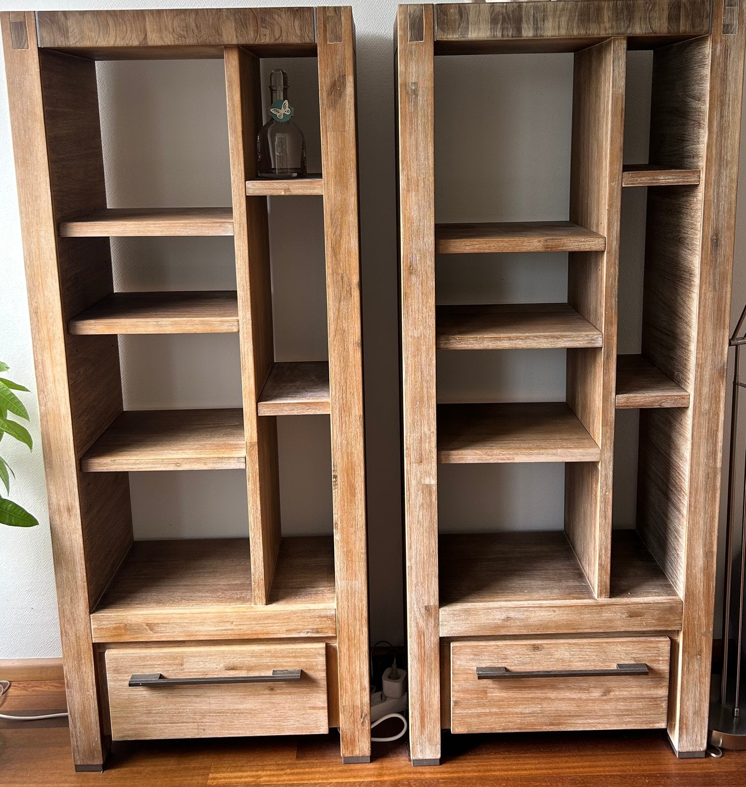 Massief houten open vakkenkasten